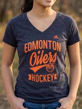 Adidas Edmonton Oilers V Neck Tee Navy Orange Logo Hockey Shirt Women’s Medium